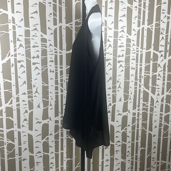 Vince Camuto Semi-Sheer Sleeveless Top 1X - Picture 4 of 11